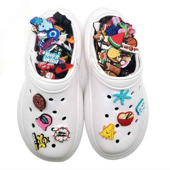 5 Piece Random Shoe Charms - Picture 2 of 3